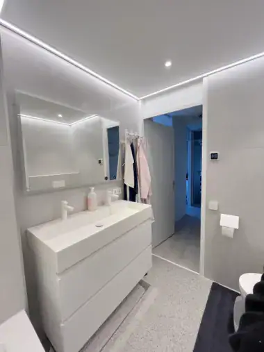 badkamer renovatie tilburg inclusief tegelwerk vloer en wanden